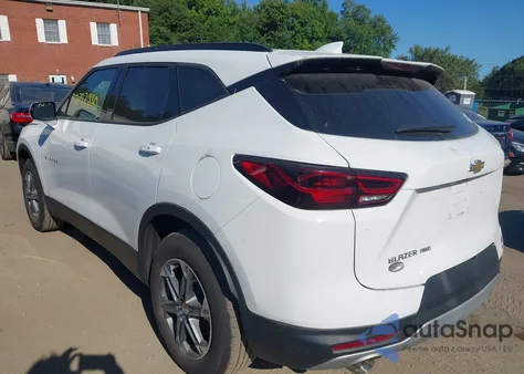 2024 Chevrolet Blazer Awd 3Lt z USA, uszkodzony, nr VIN 3GNKBJR43RS179985